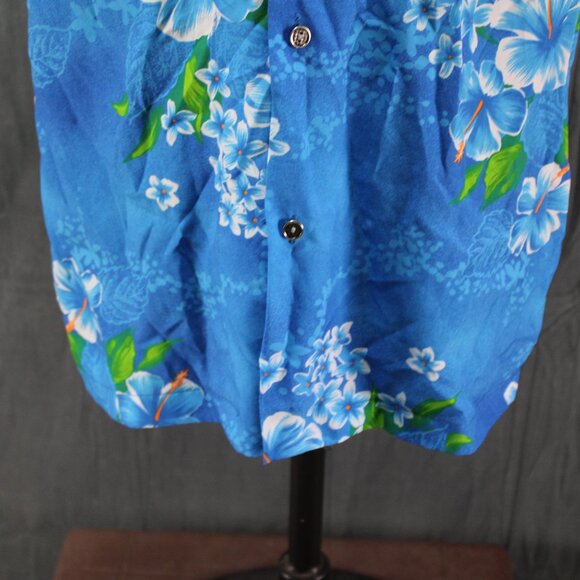 Vintage Hawaiian Shirt - Blue Floral by Made i Hawaii - Men's Medium - Picture 5 of 10